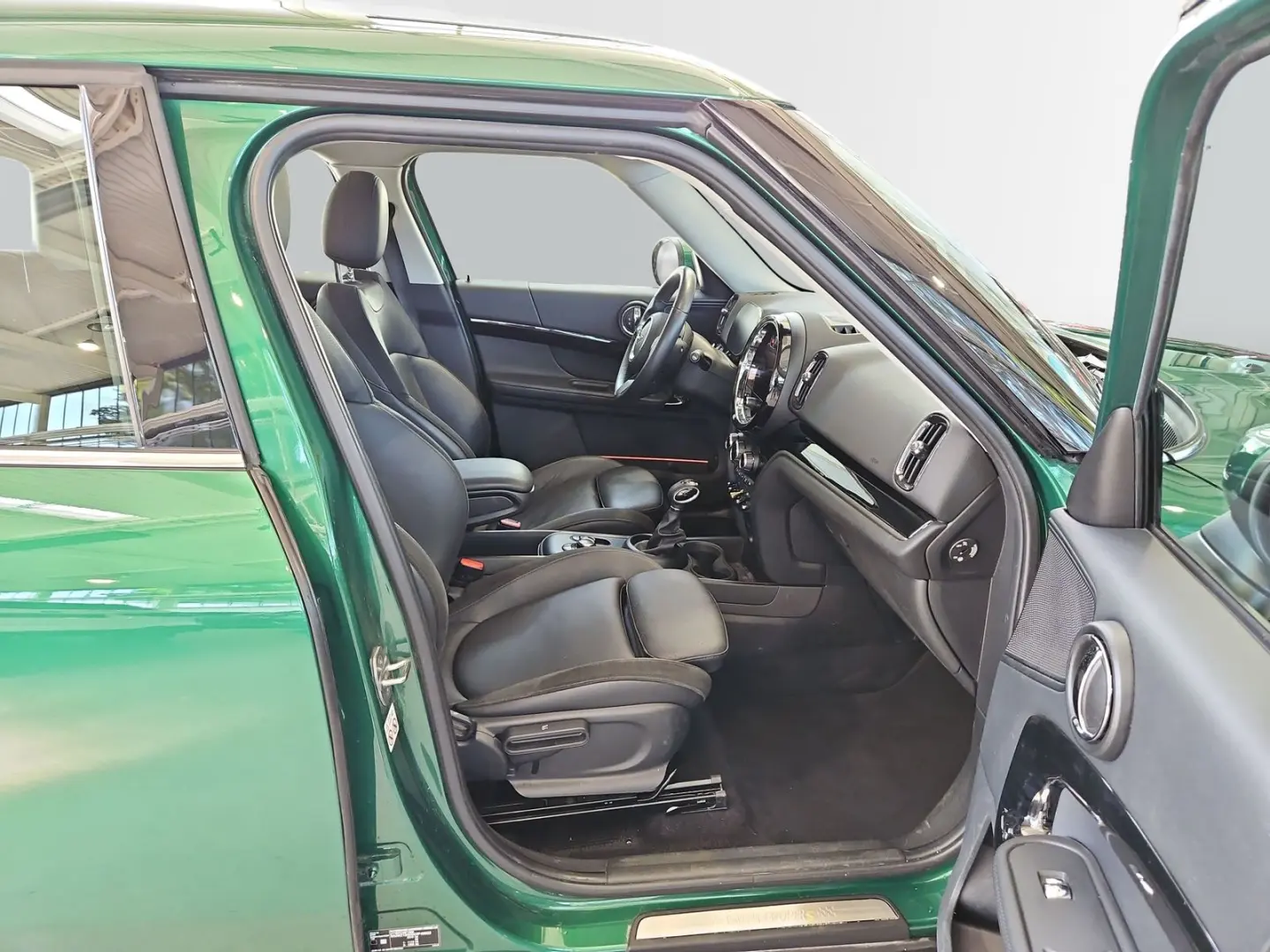 Cooper SE ALL4 Countryman DAB LED RFK Navi Shz