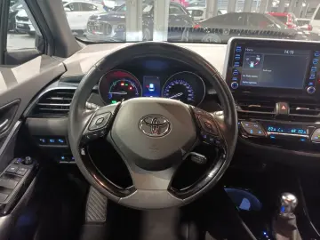 C-HR 2.0 Hybrid Team D LED|ParkPilot|Sitzhzg|App