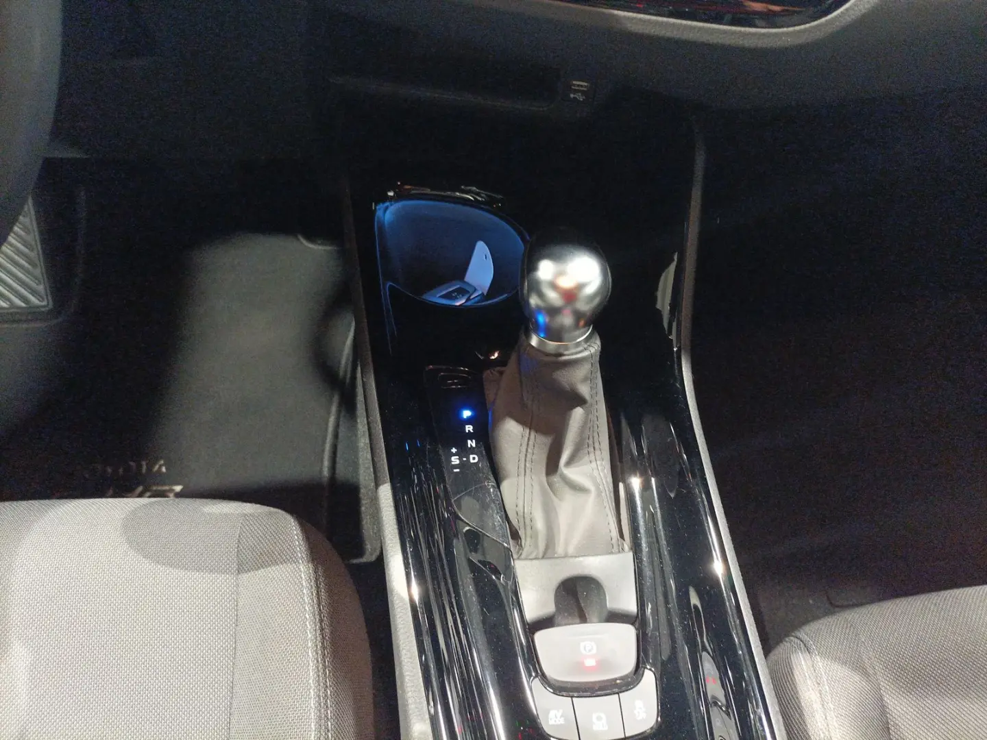 C-HR 2.0 Hybrid Team D LED|ParkPilot|Sitzhzg|App