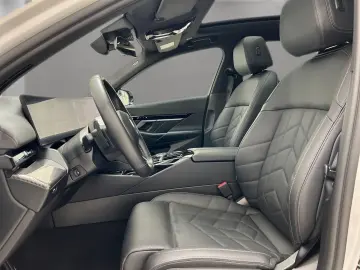 540d xDrive M Sport Standheizung Harman/K LED