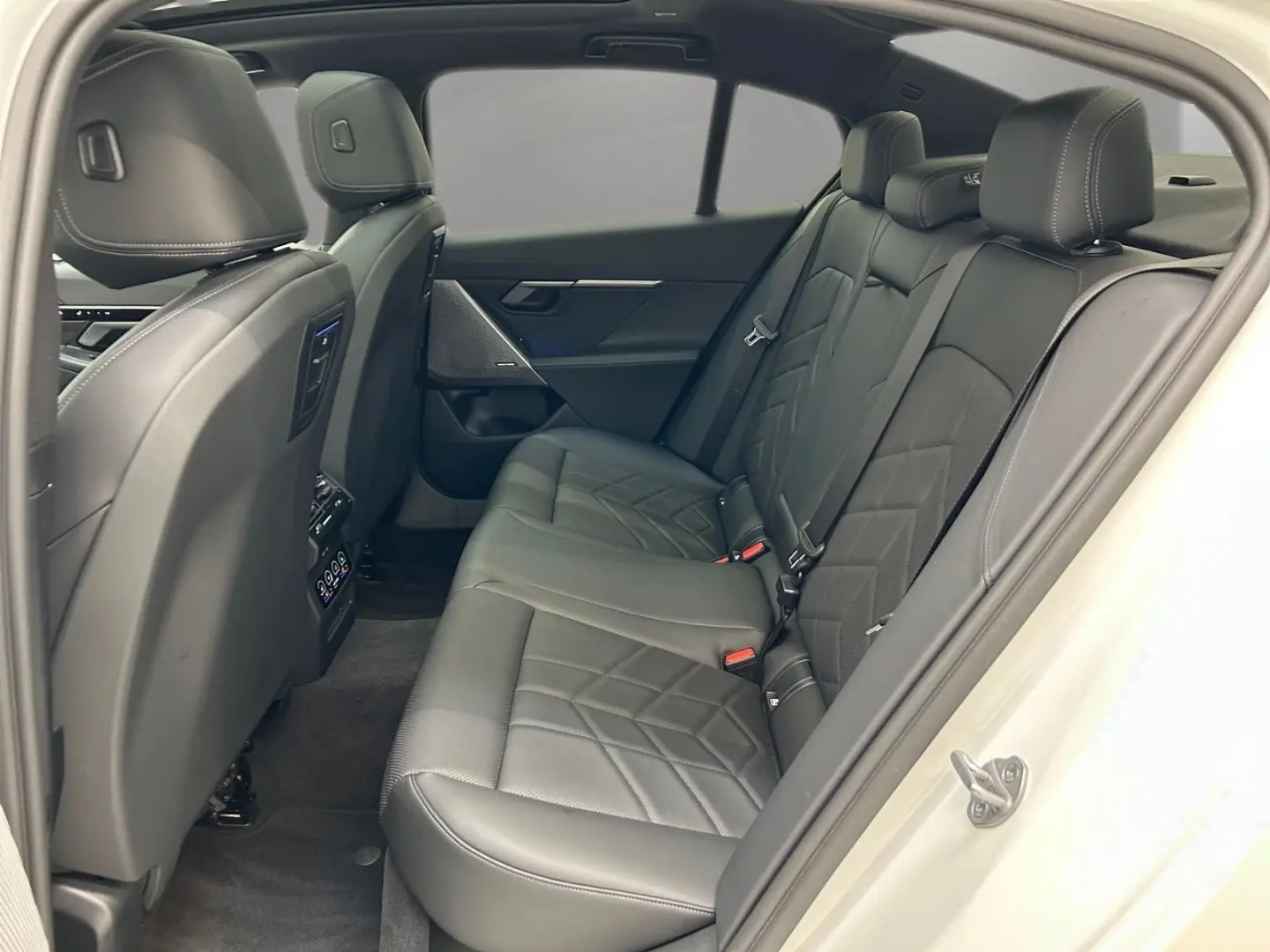 540d xDrive M Sport Standheizung Harman/K LED