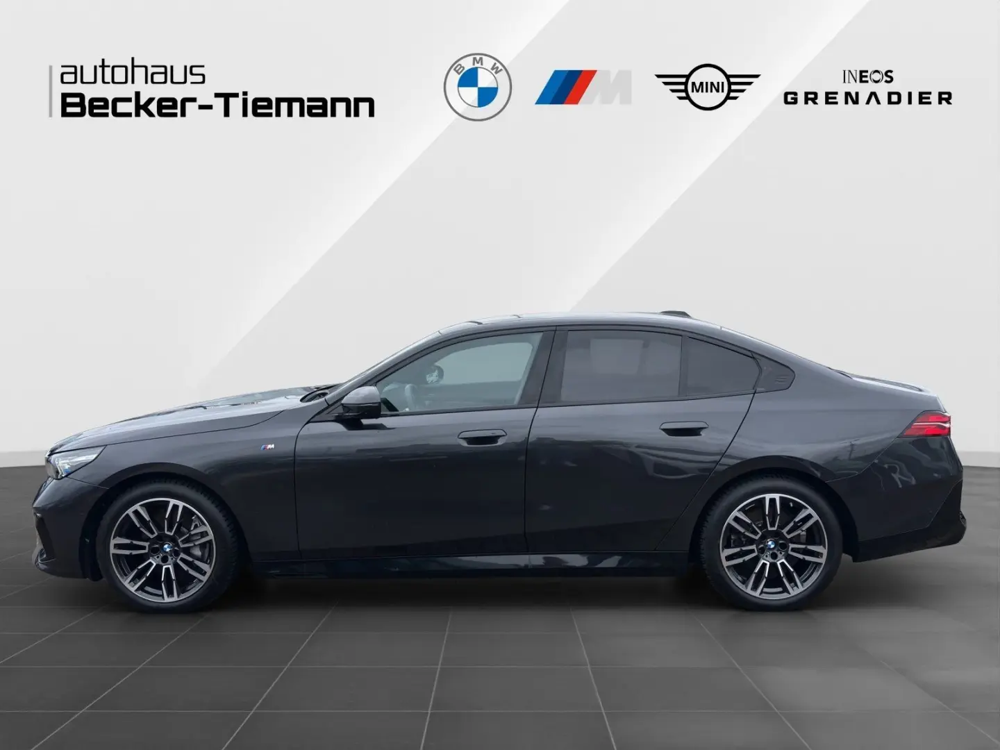 540d xDrive M Sport/Panorama/DA+/PA+/Sitzbelüftu