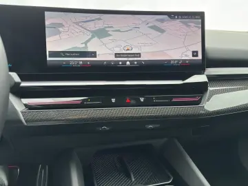 540d xDrive M Sport/Panorama/DA+/PA+/Sitzbelüftu