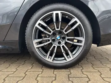 540d xDrive M Sport/Panorama/DA+/PA+/Sitzbelüftu