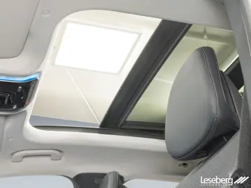 GLC 300 e 4M Avantgarde LED/Pano/360°/Memory/DAB