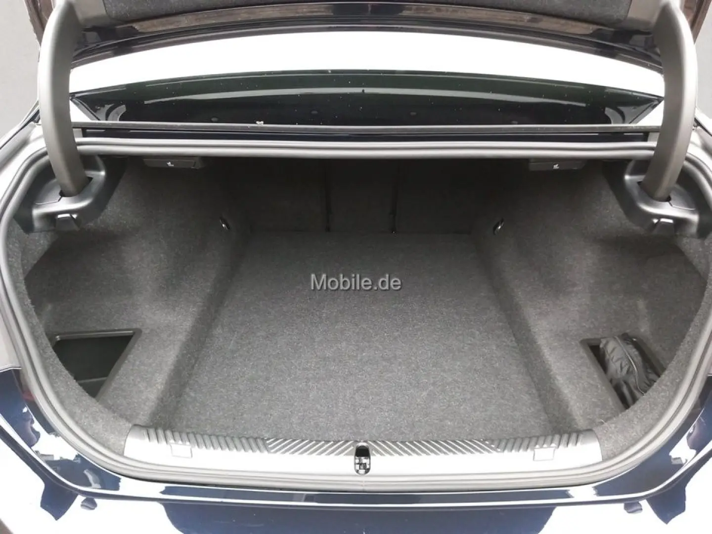 540d xDrive M Sport / NP= 91.280,- / Pano /