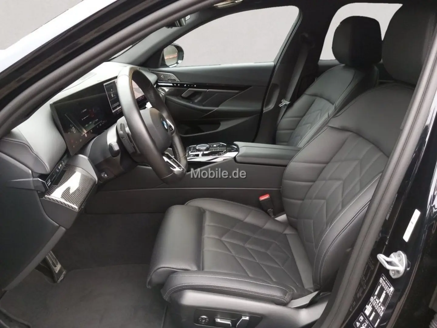 540d xDrive M Sport / NP= 91.280,- / Pano /