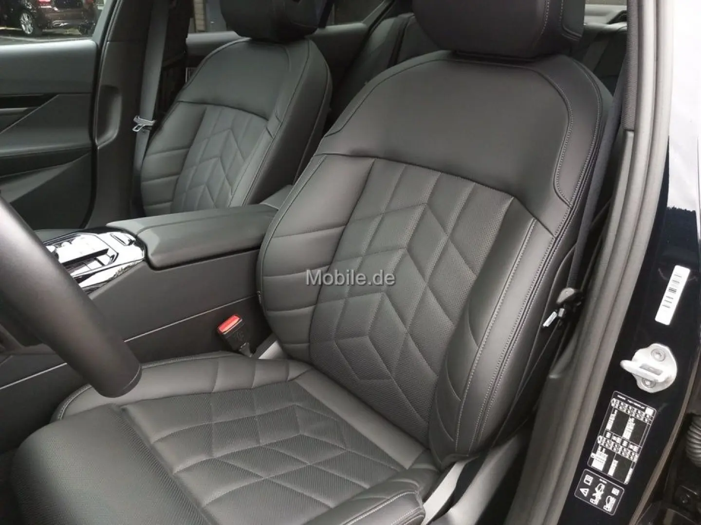 540d xDrive M Sport / NP= 91.280,- / Pano /