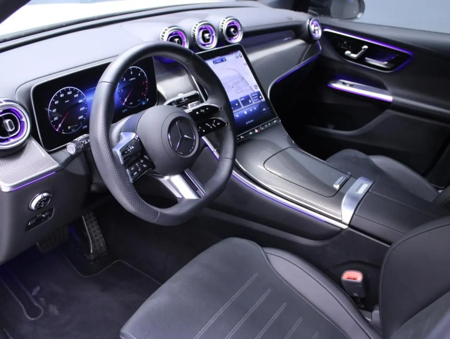 GLC 300 d 4MATIC AMG+Night+MBUX+Ambiente+CarPlay