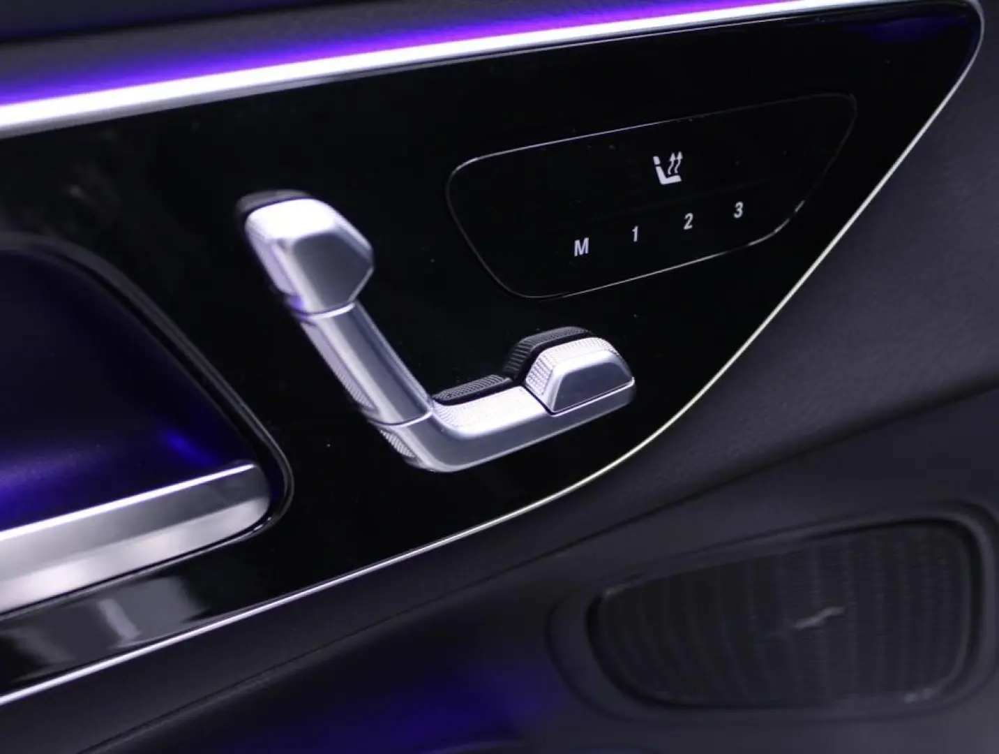GLC 300 d 4MATIC AMG+Night+MBUX+Ambiente+CarPlay