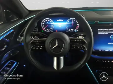 E 300 de AMG Prem./PANO/NIGHT/Bur4D/DIGI/DISTR/