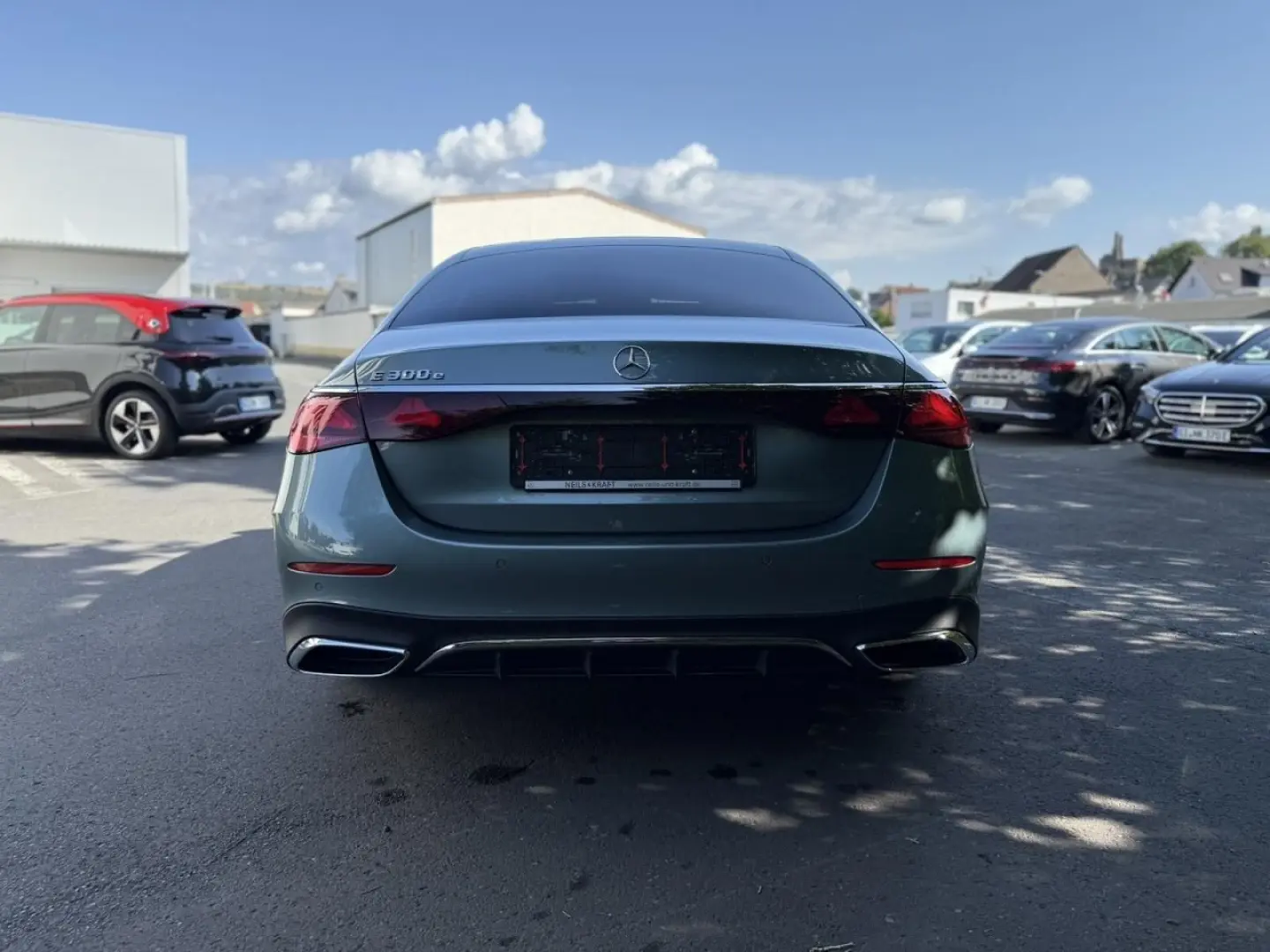 E 300e AMG+AIRMATIC+DIGITAL+FAHRASSIST+HUD+BURM