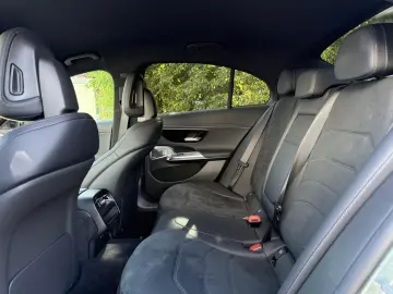 E 300e AMG+AIRMATIC+DIGITAL+FAHRASSIST+HUD+BURM