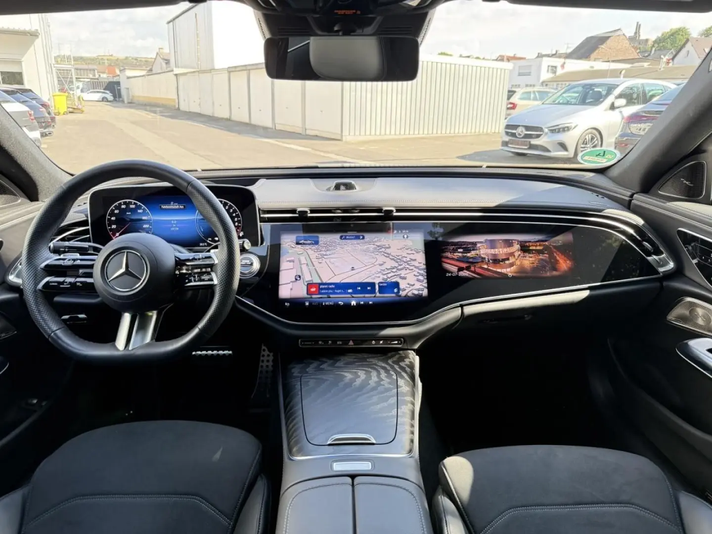 E 300e AMG+AIRMATIC+DIGITAL+FAHRASSIST+HUD+BURM