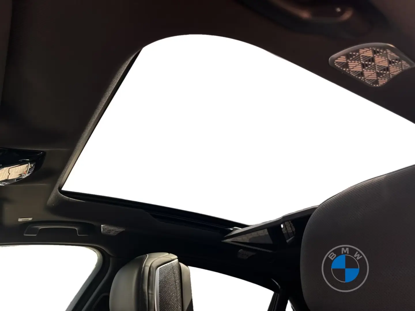 BMW 750 e xDrive M Sport Pro 21