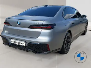 BMW 750 e xDrive M Sport Pro 21