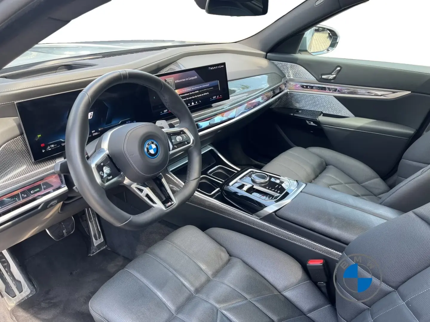 BMW 750 e xDrive M Sport Pro 21
