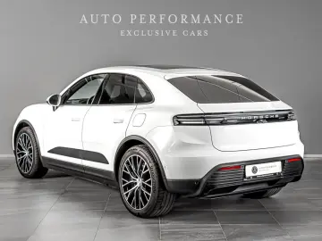 Macan 4 Electric Towbar *NET-EXPORT* €65.500