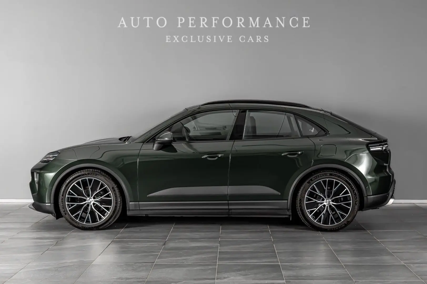 Macan Electric Towbar *NET-EXPORT* €70.600