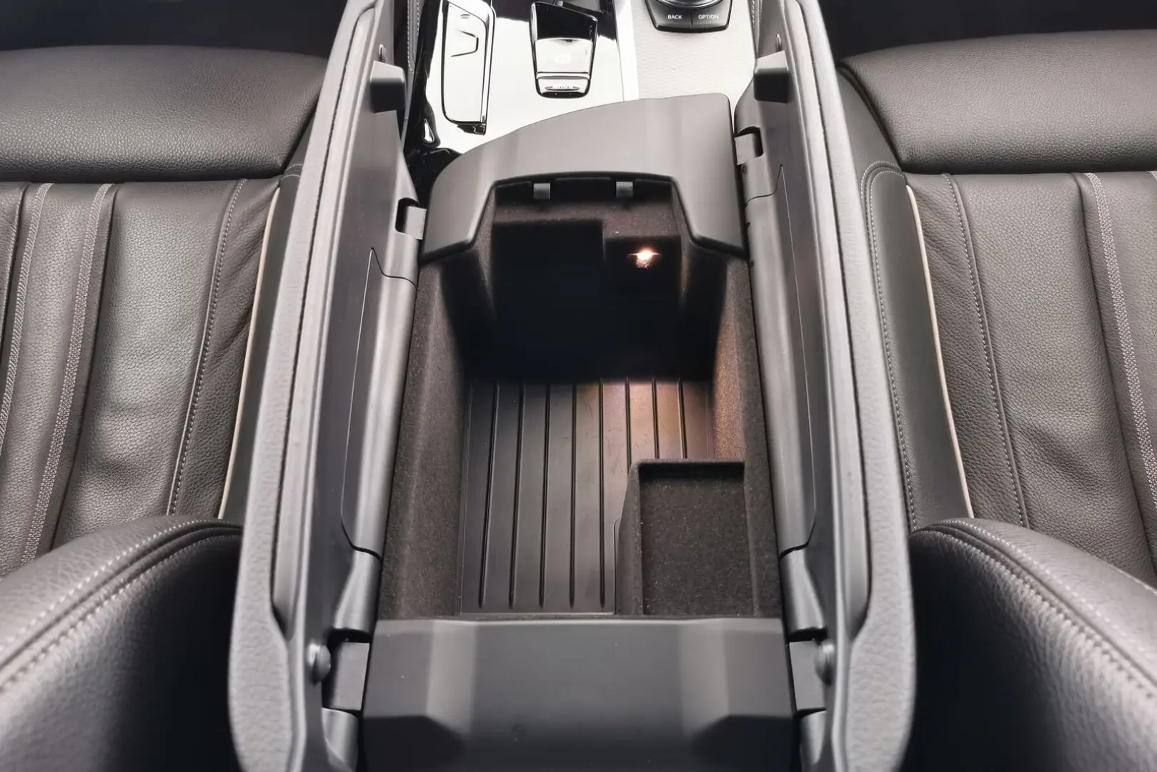 520d M Sport Glasdach|PAs+360°|LEDer|el.Sitz|19