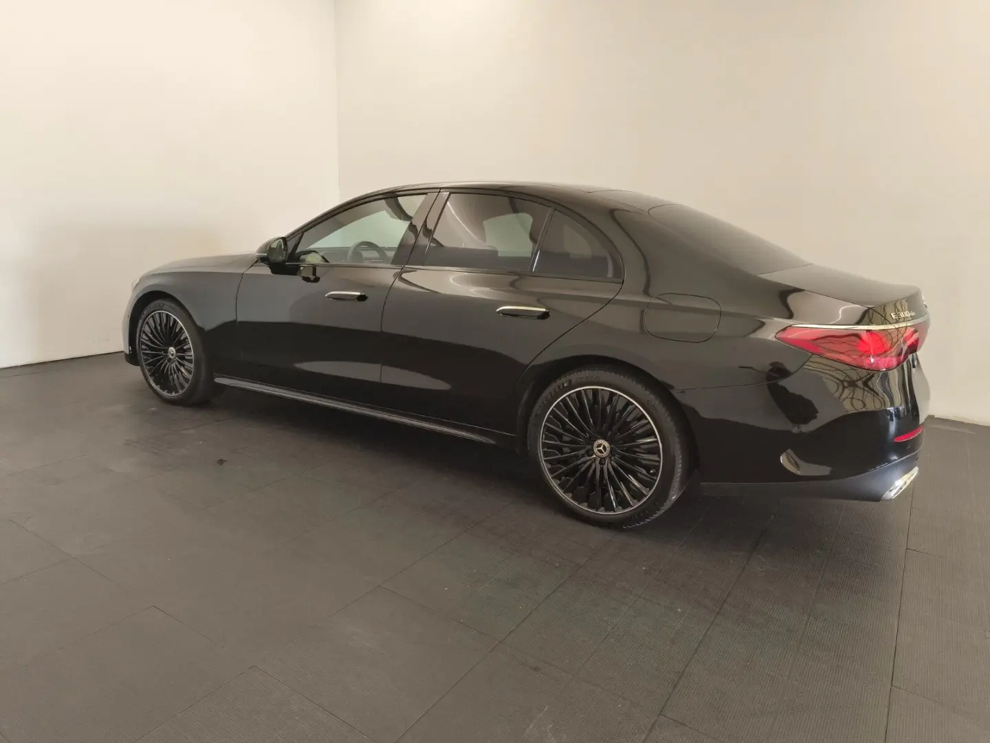 E 300 de 4M AMG Premium Airmatic Massage 20 Zoll