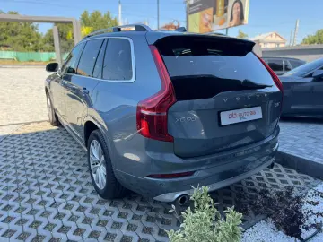 Volvo XC 90 D5 AWD Momentum