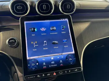 GLC 300 e 4M *AMG-Line*Trittbretter*RFK*19