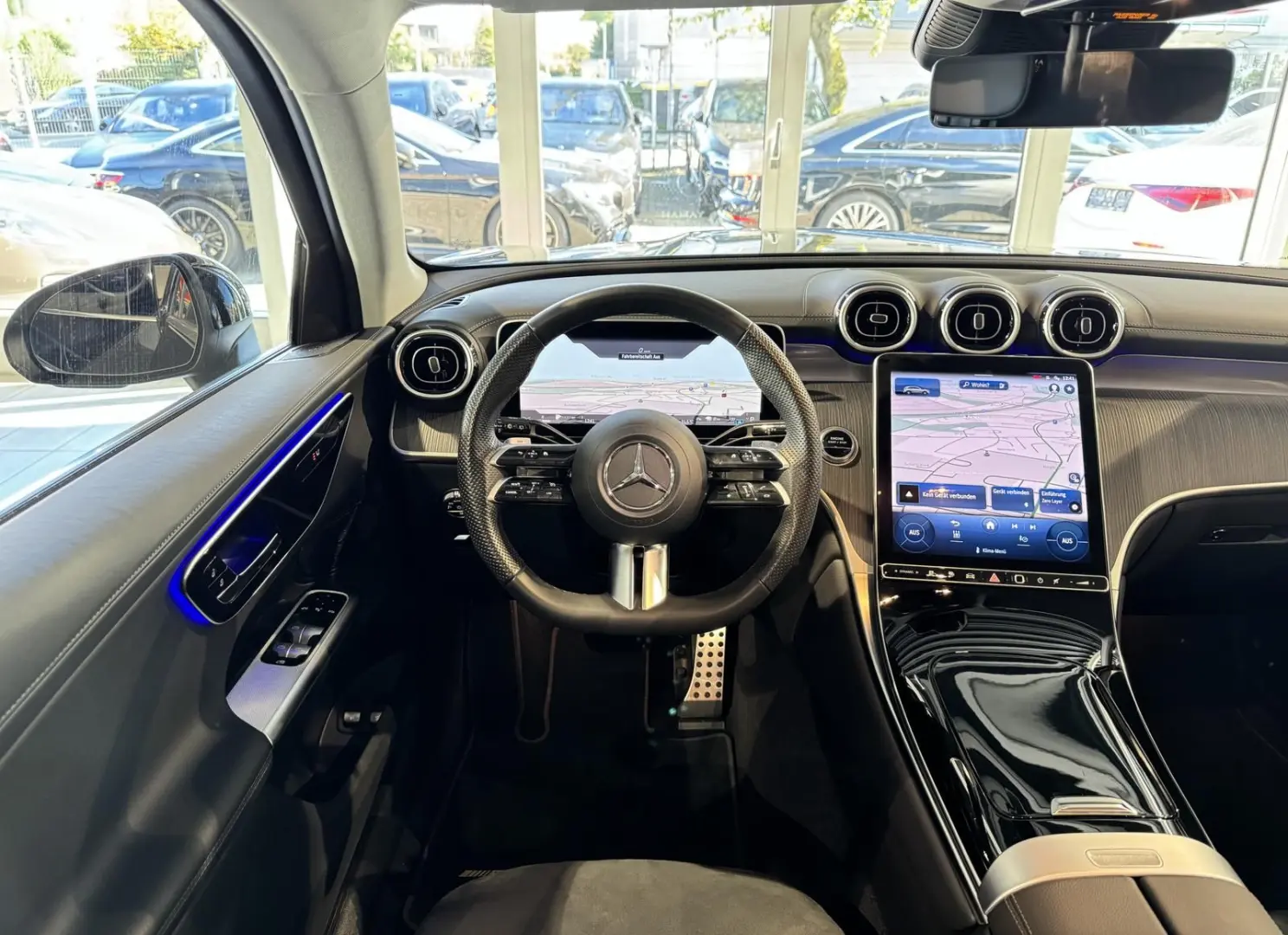 GLC 300 e 4M *AMG-Line*Trittbretter*RFK*19