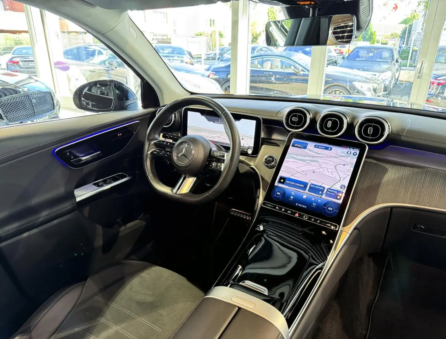 GLC 300 e 4M *AMG-Line*Trittbretter*RFK*19
