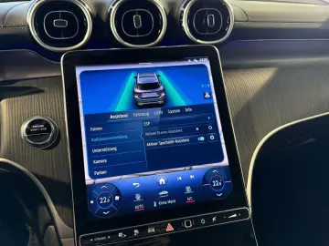 GLC 300 e 4M *AMG-Line*Trittbretter*RFK*19