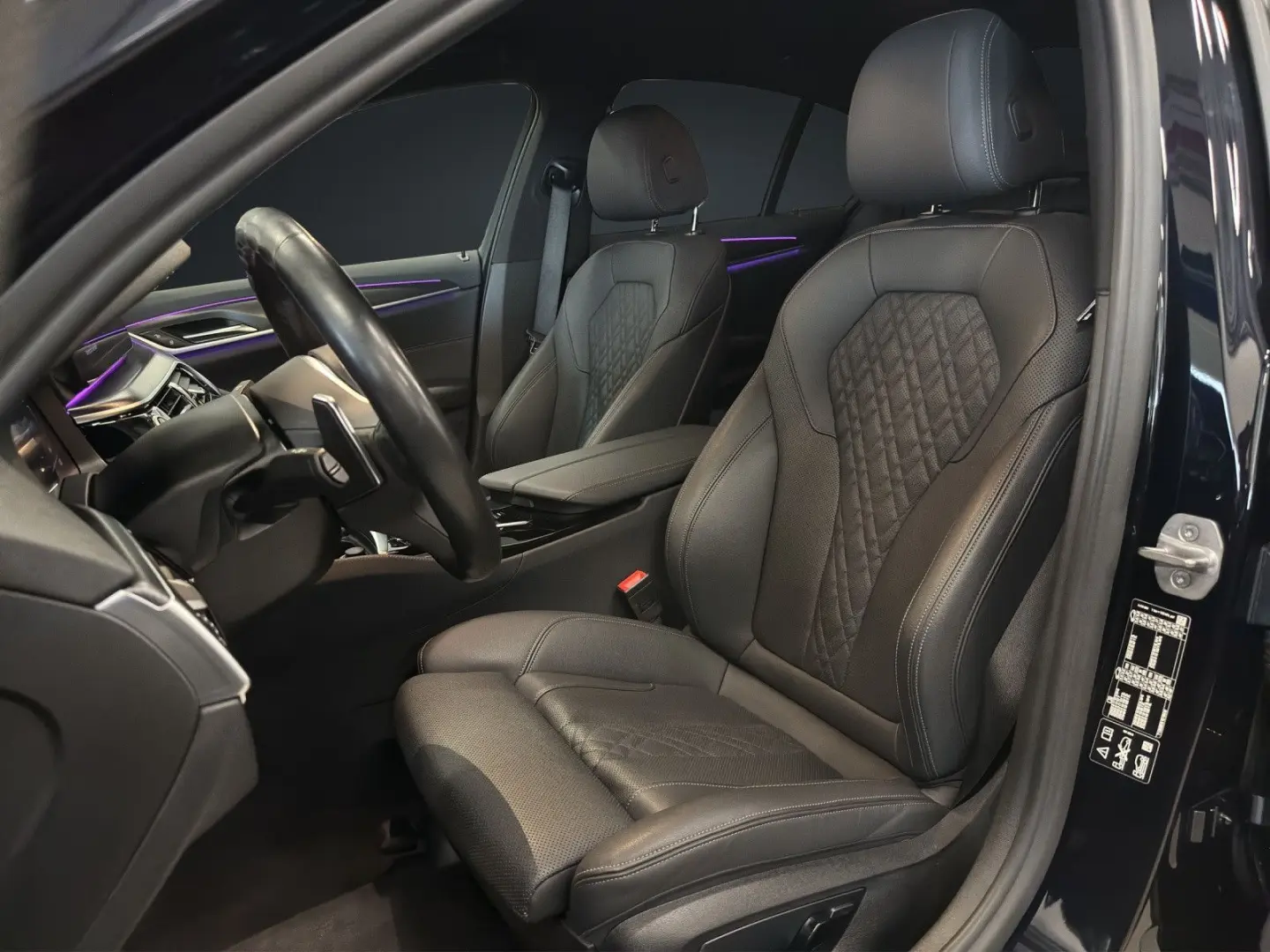 520d xDrive M Sport | HeadUp | Leder | H&K