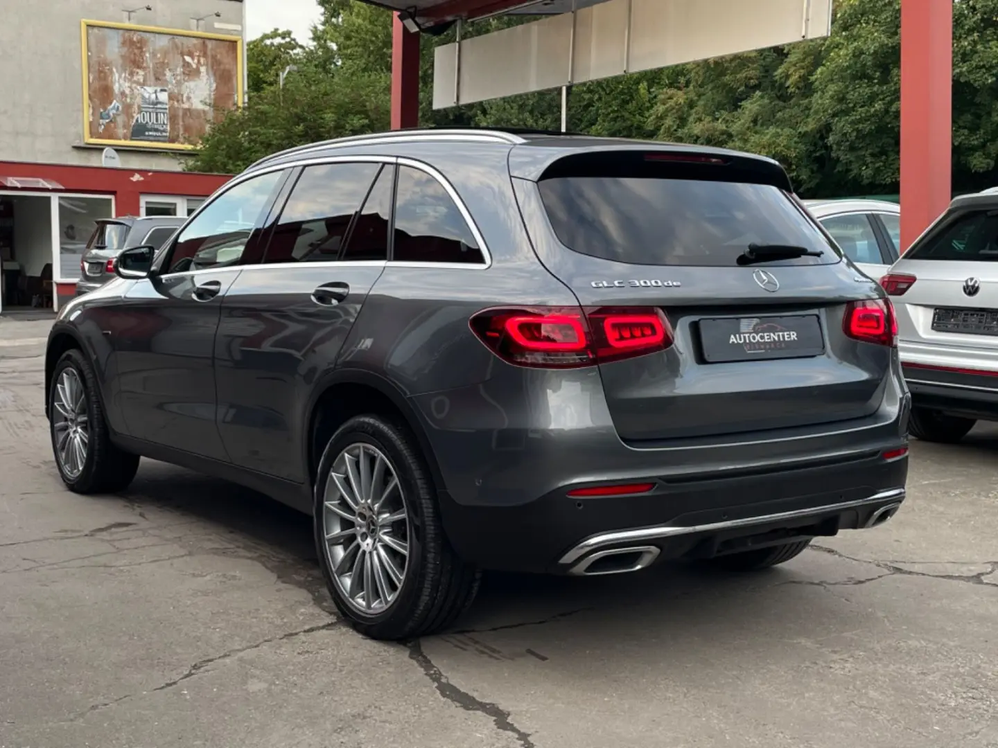 MERCEDES BENZ GLC 300 de 4Matic AMG-LINE*PANO*LEASING