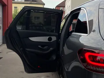 MERCEDES BENZ GLC 300 de 4Matic AMG-LINE*PANO*LEASING