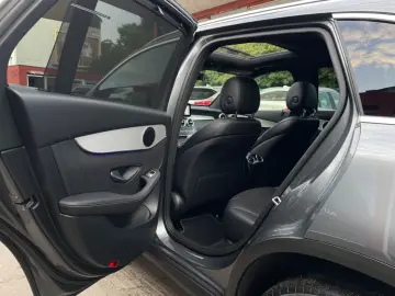 MERCEDES BENZ GLC 300 de 4Matic AMG-LINE*PANO*LEASING
