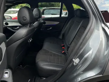 MERCEDES BENZ GLC 300 de 4Matic AMG-LINE*PANO*LEASING