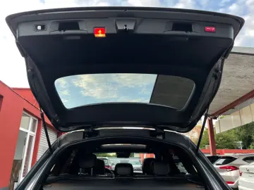 MERCEDES BENZ GLC 300 de 4Matic AMG-LINE*PANO*LEASING
