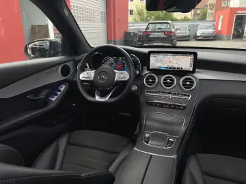 MERCEDES BENZ GLC 300 de 4Matic AMG-LINE*PANO*LEASING
