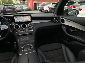 MERCEDES BENZ GLC 300 de 4Matic AMG-LINE*PANO*LEASING