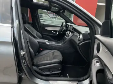 MERCEDES BENZ GLC 300 de 4Matic AMG-LINE*PANO*LEASING