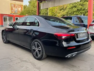 MERCEDES BENZ E220d 4Matic*HEAD-UP*MEMORY*360°KAMERA/LEASING