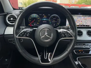 MERCEDES BENZ E220d 4Matic*HEAD-UP*MEMORY*360°KAMERA/LEASING
