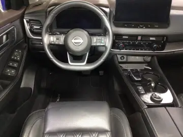 X-Trail 1.5 VC-T e-4ORCE 4x4 Tekna 7 locuri