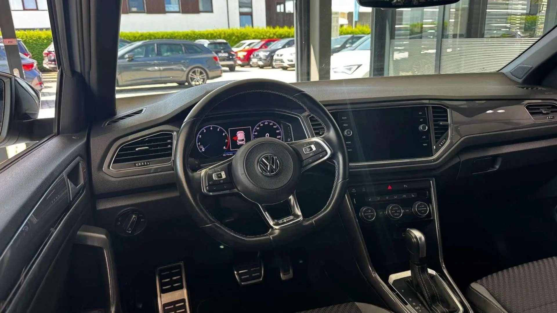 VOLKSWAGEN T-Roc 1.5TSI R-Line*AHK*ACC*Kamera*LEASING