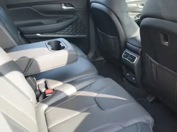 HYUNDAI Santa Fe 1.6 Hybrid 4WD LED ACC LEASING