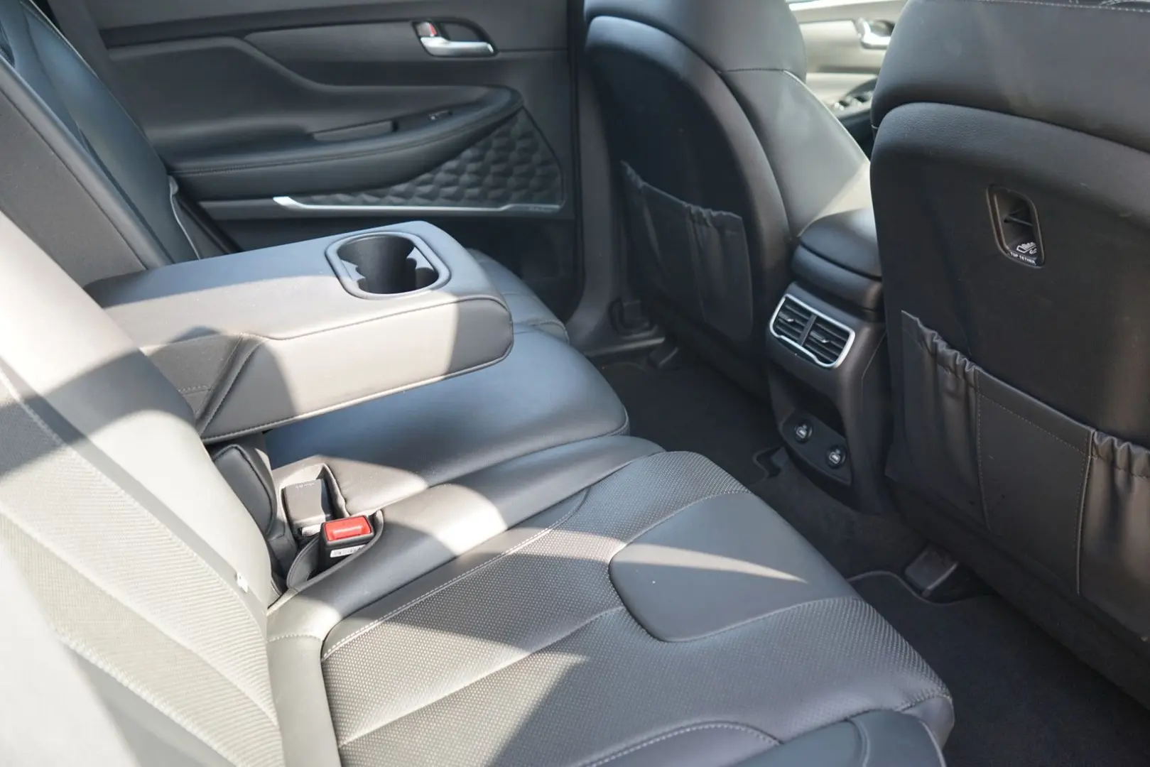HYUNDAI Santa Fe 1.6 Hybrid 4WD LED ACC LEASING