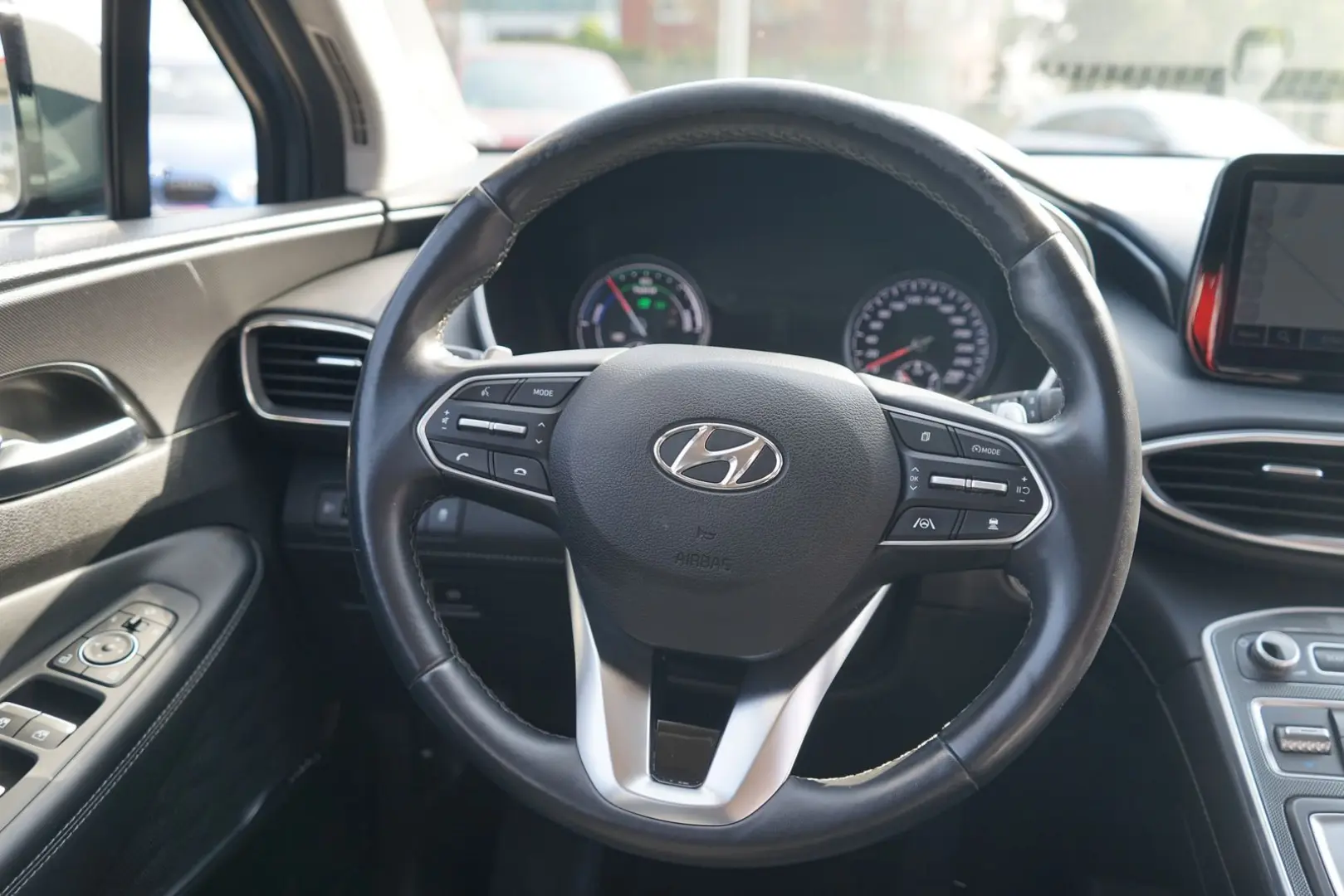 HYUNDAI Santa Fe 1.6 Hybrid 4WD LED ACC LEASING