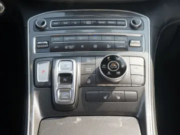 HYUNDAI Santa Fe 1.6 Hybrid 4WD LED ACC LEASING