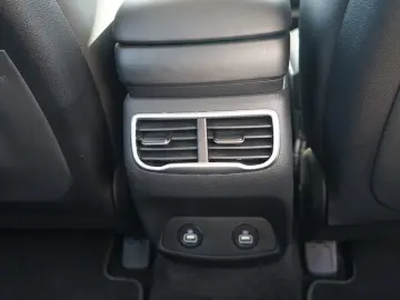 HYUNDAI Santa Fe 1.6 Hybrid 4WD LED ACC LEASING