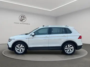 VOLKSWAGEN Tiguan Elegance*Virtual*Pano*Matrix*ACC*LEASING
