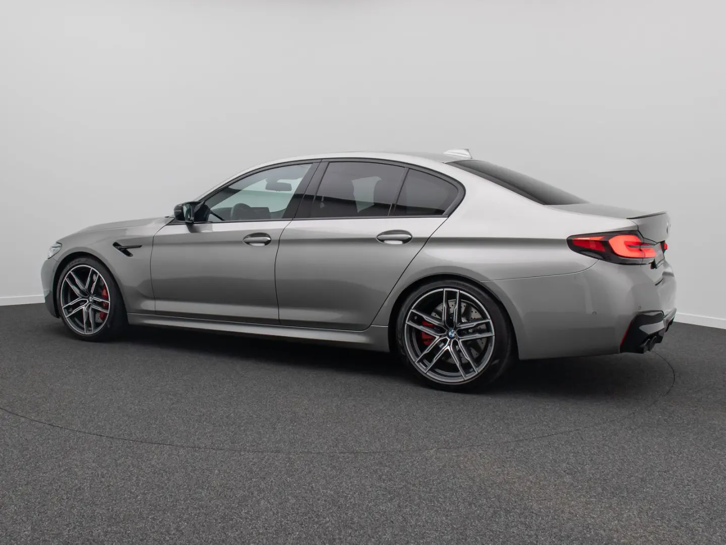 BMW M5 Competition 780CP 850NM 330km/h Laser 360° LEASING